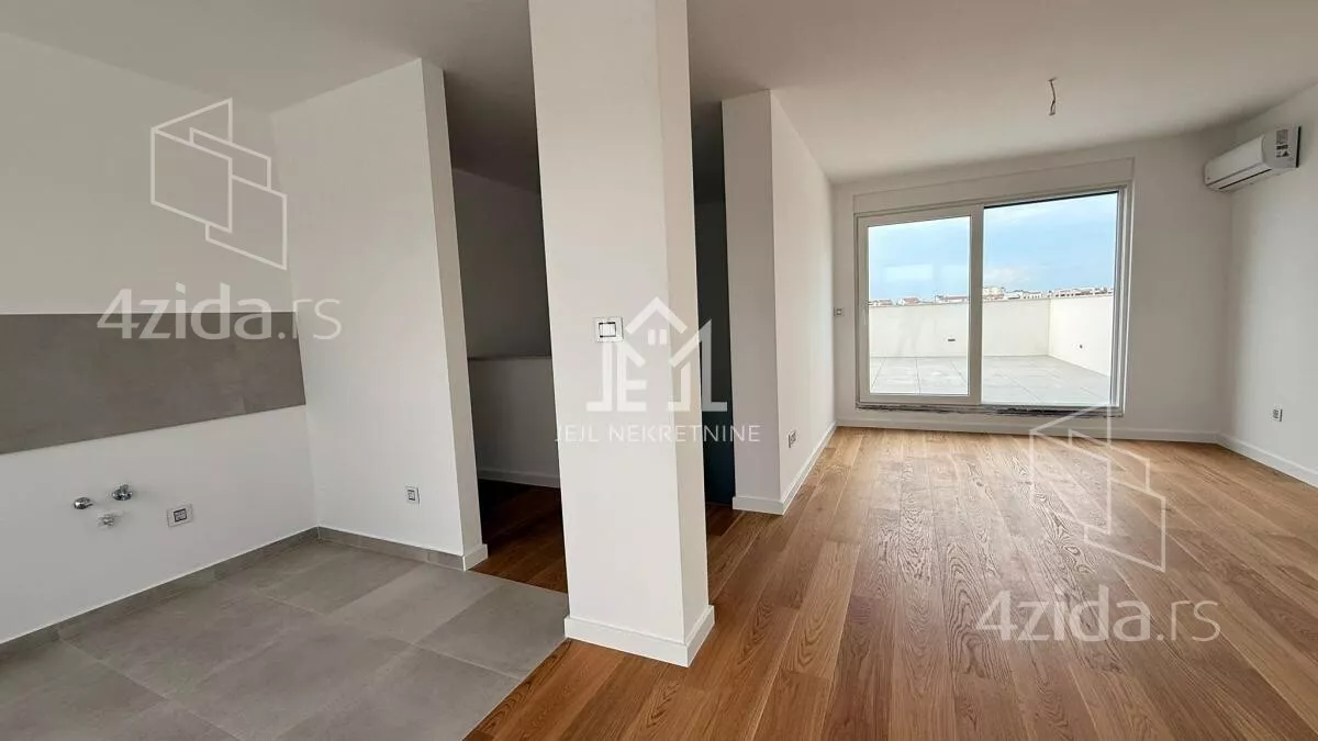 Petosoban stan | 4zida