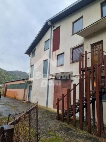 Donje Komarice | 4zida.rs