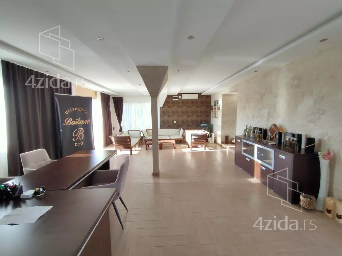 Kuća | 4zida