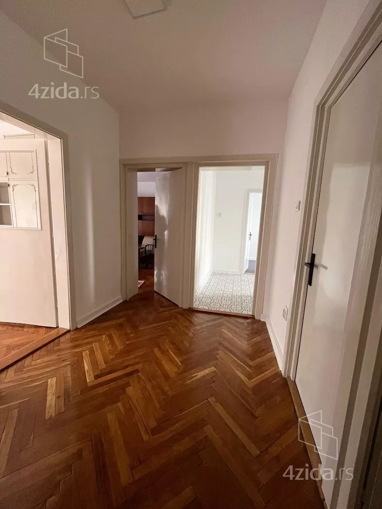 Kancelarija | 4zida