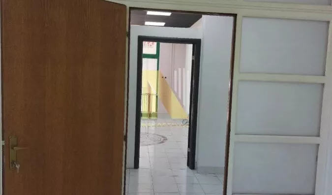 Lokal | 4zida