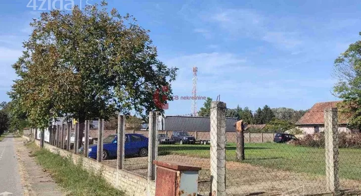 Plac | 4zida