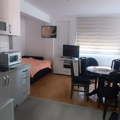Kneza Miloša 37 | 4zida.rs