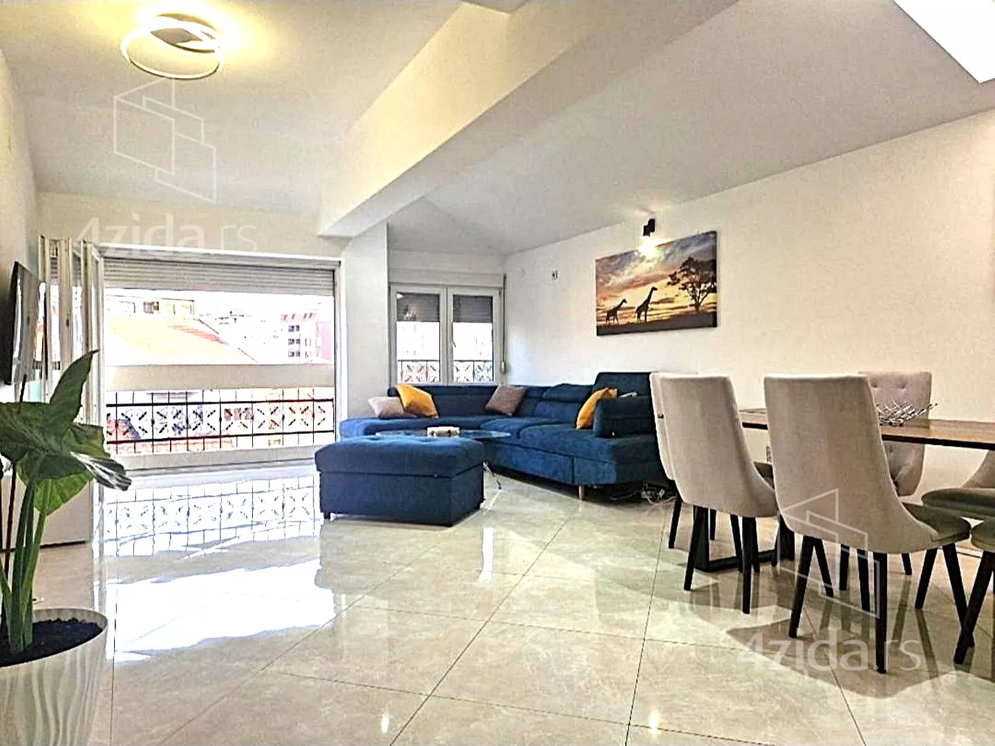 Dvoiposoban stan | 4zida