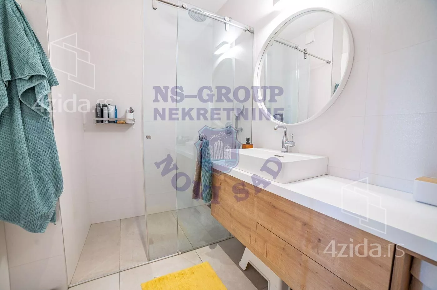 Petosoban stan | 4zida