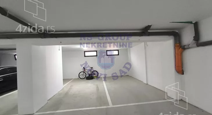 Petosoban stan | 4zida