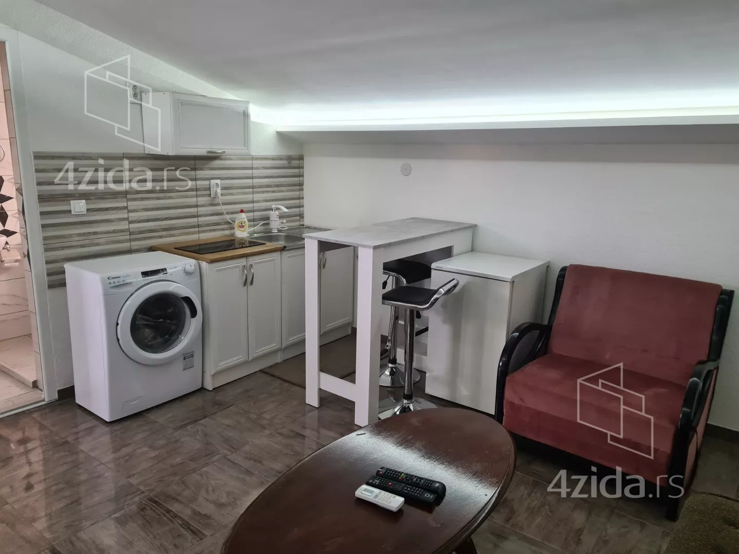 Garsonjera | 4zida