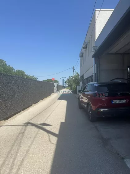 Surčin (mesto) | 4zida.rs