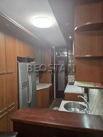 Grčica Milenka | 4zida.rs