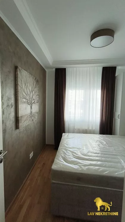 RUMENAČKI PUT | 4zida.rs