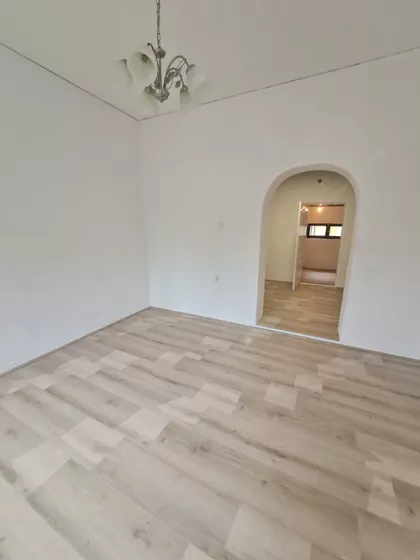 Tekelijina | 4zida.rs