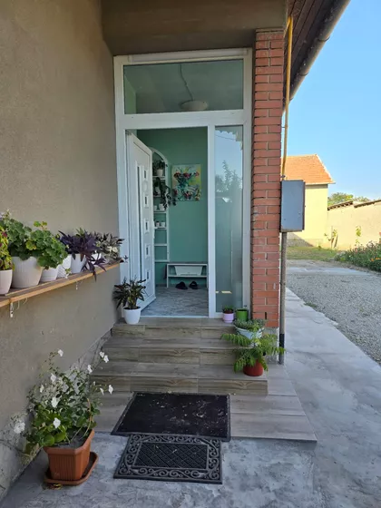 Oslobođenja 49 | 4zida.rs