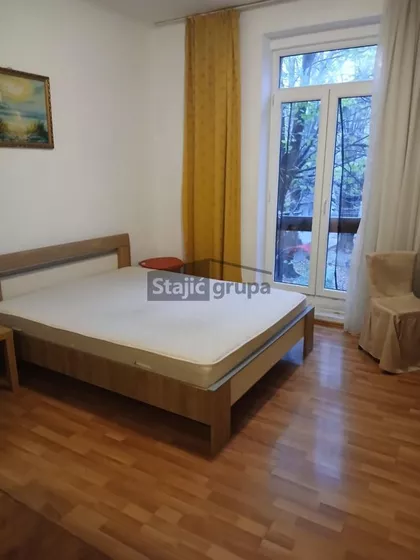 Herceg Stjepana | 4zida.rs