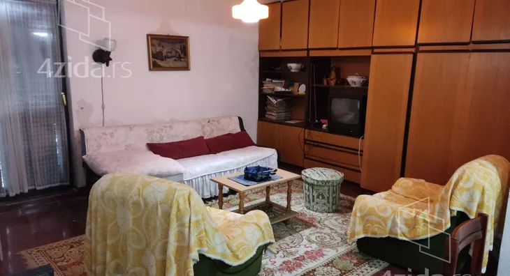 4-etažna kuća | 4zida