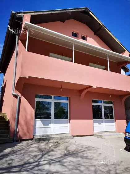Raševačka 5 | 4zida.rs