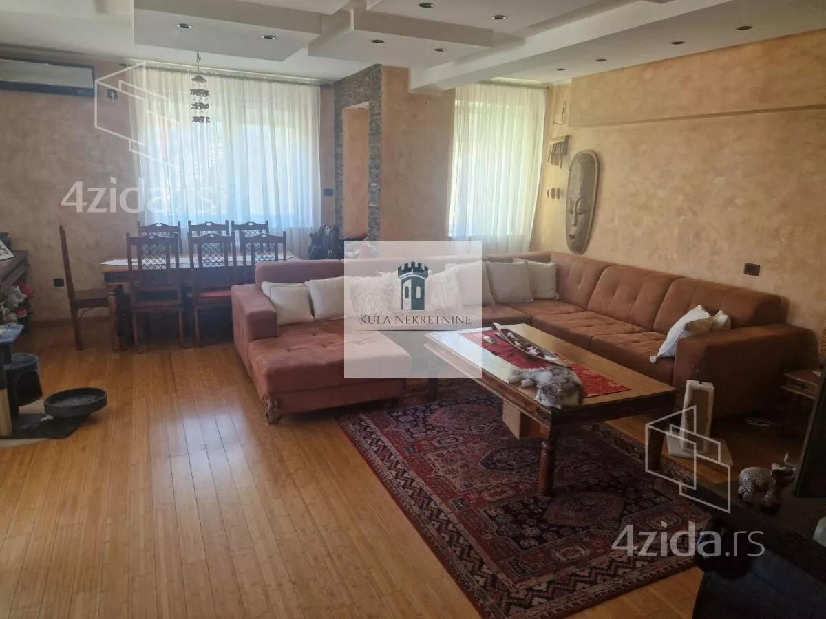 Četvorosoban stan | 4zida