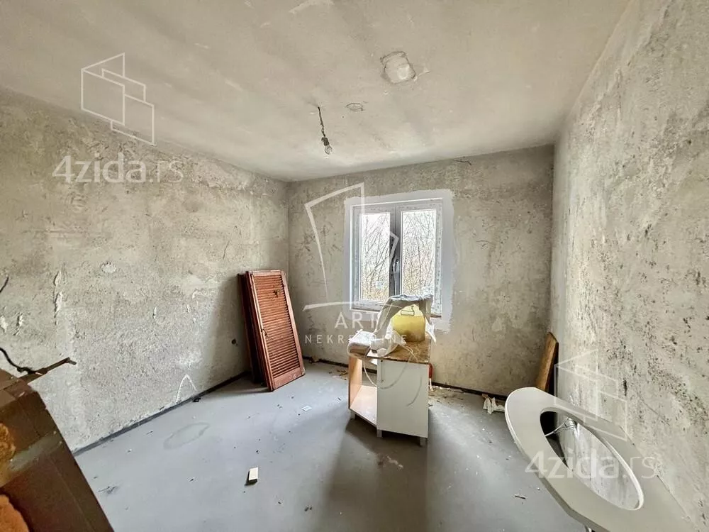 3-etažna kuća | 4zida