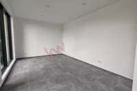 Lokal | 4zida