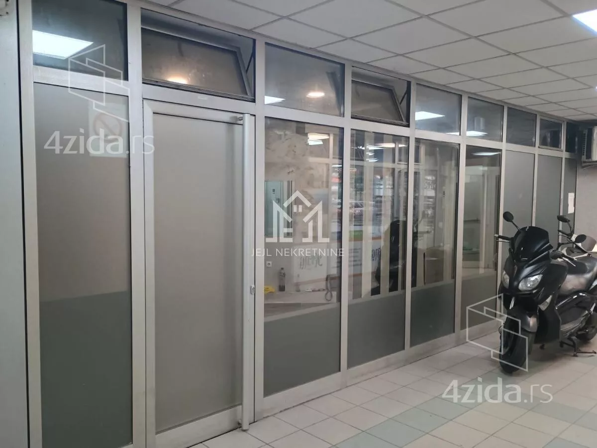 Lokal | 4zida