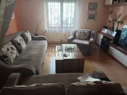 Batajnica | 4zida.rs