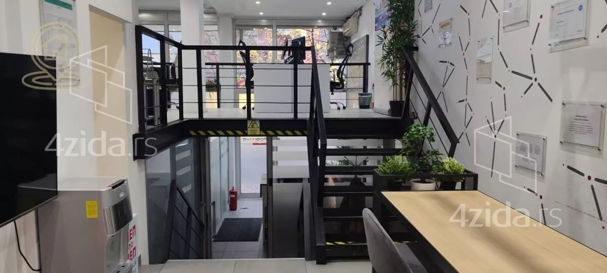 Poslovni prostor | 4zida
