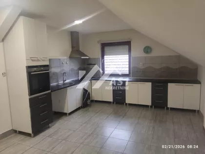 Slavonska | 4zida.rs