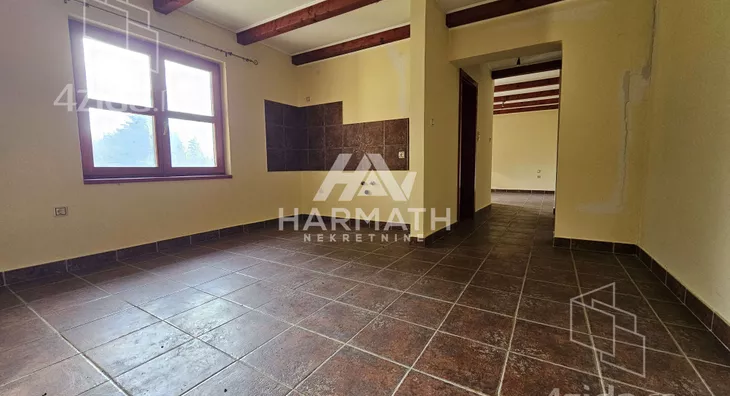 Poslovna zgrada | 4zida