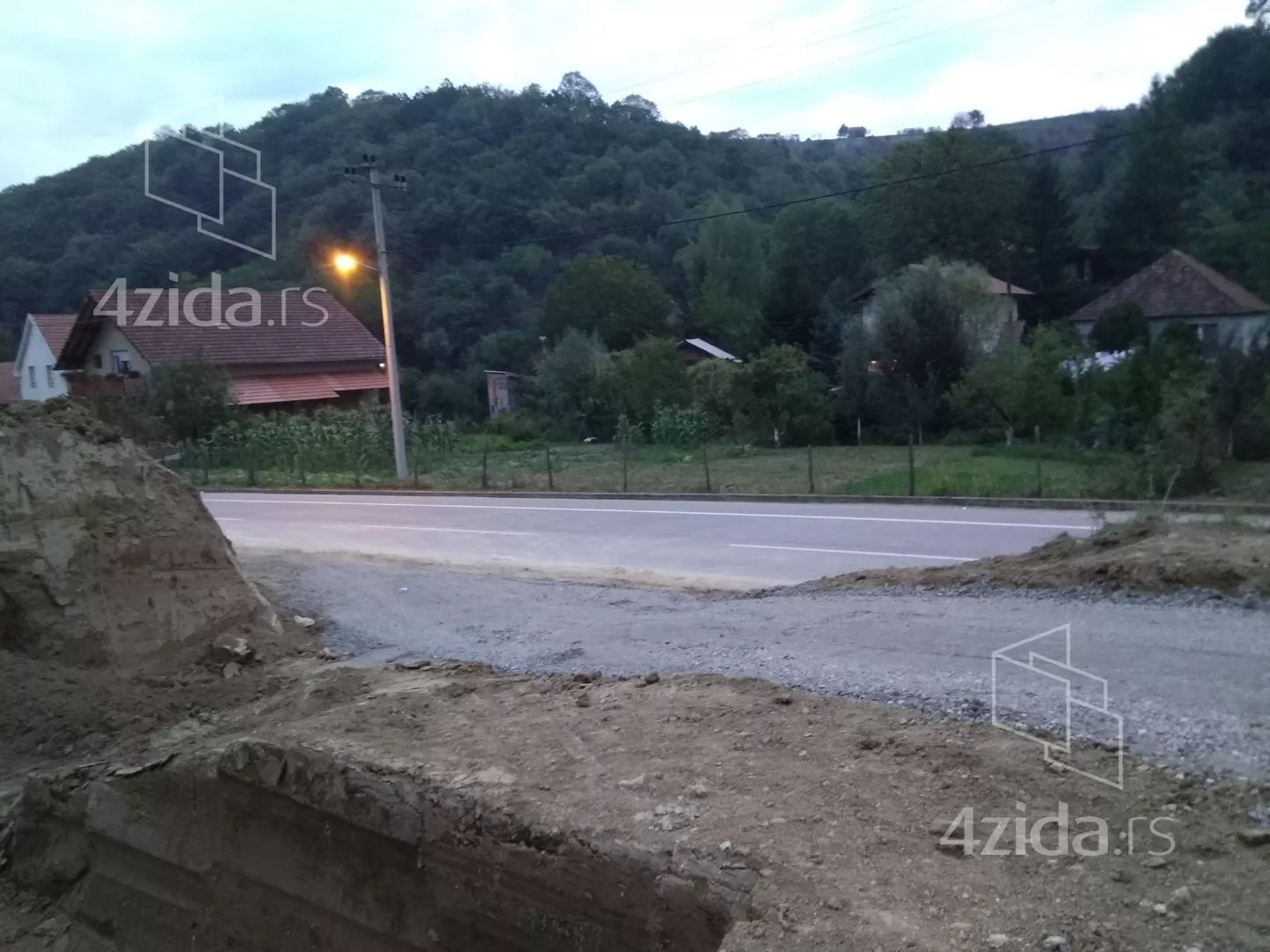 Građevinsko zemljište | 4zida