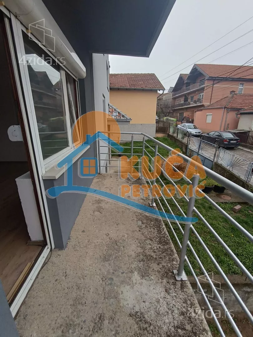 Troiposoban stan | 4zida