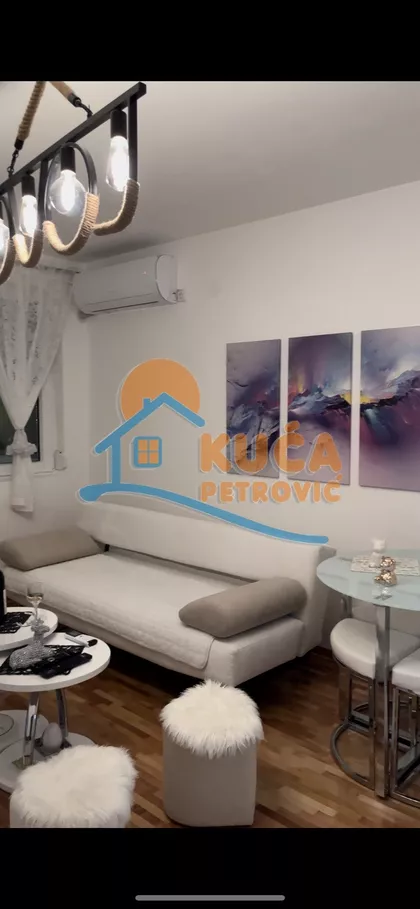 Vojislava Ilića | 4zida.rs