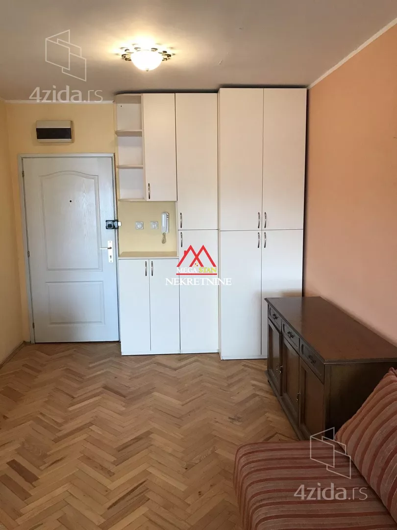 Garsonjera | 4zida