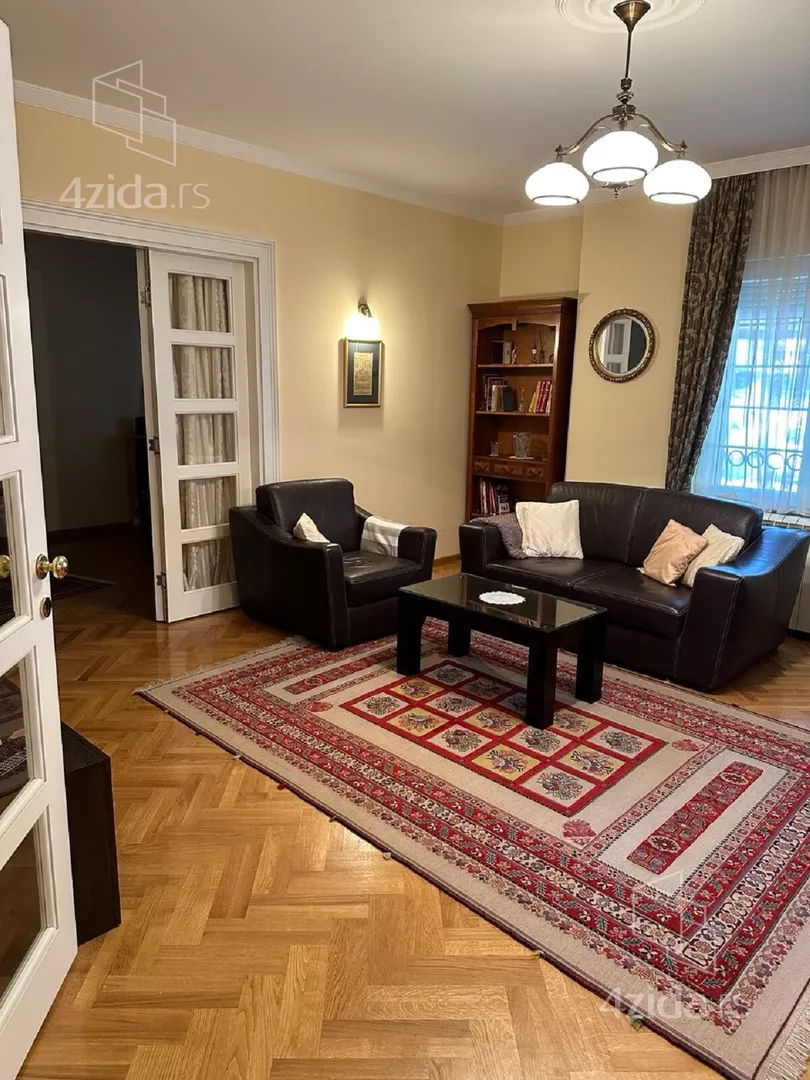 5-etažna kuća | 4zida