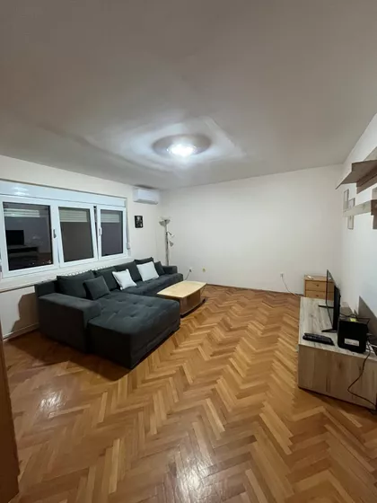 Bulevar Nemanjića 88 | 4zida.rs