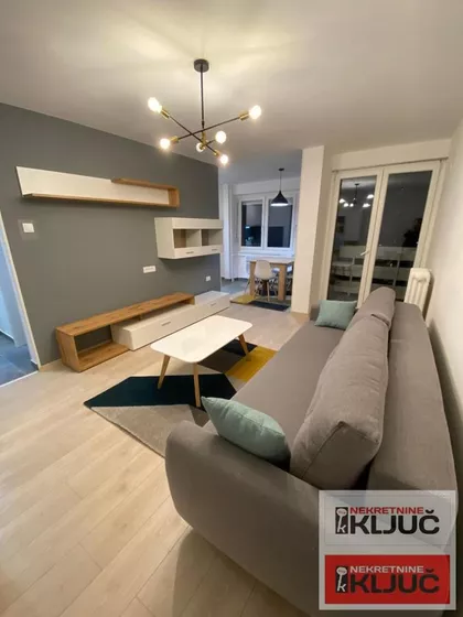 Bulevar Oslobođenja | 4zida.rs