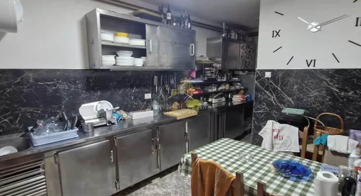 Ugostiteljski objekat | 4zida