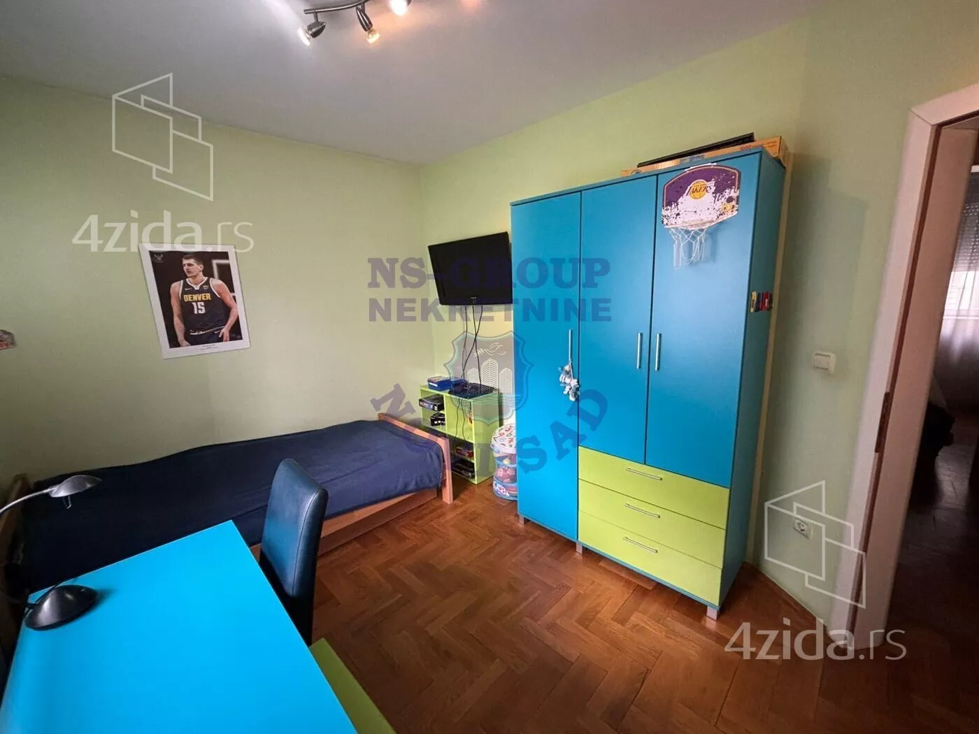 Četvorosoban stan | 4zida