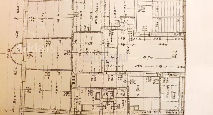 Četvoroiposoban stan | 4zida