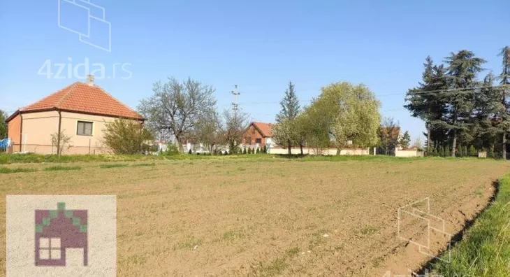 Plac | 4zida