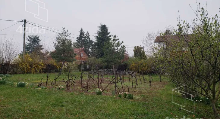 Građevinsko zemljište | 4zida