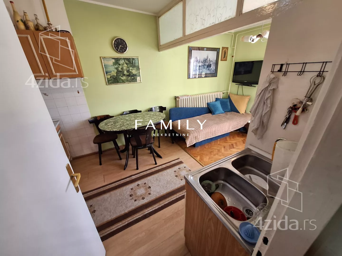 Jednoiposoban stan | 4zida