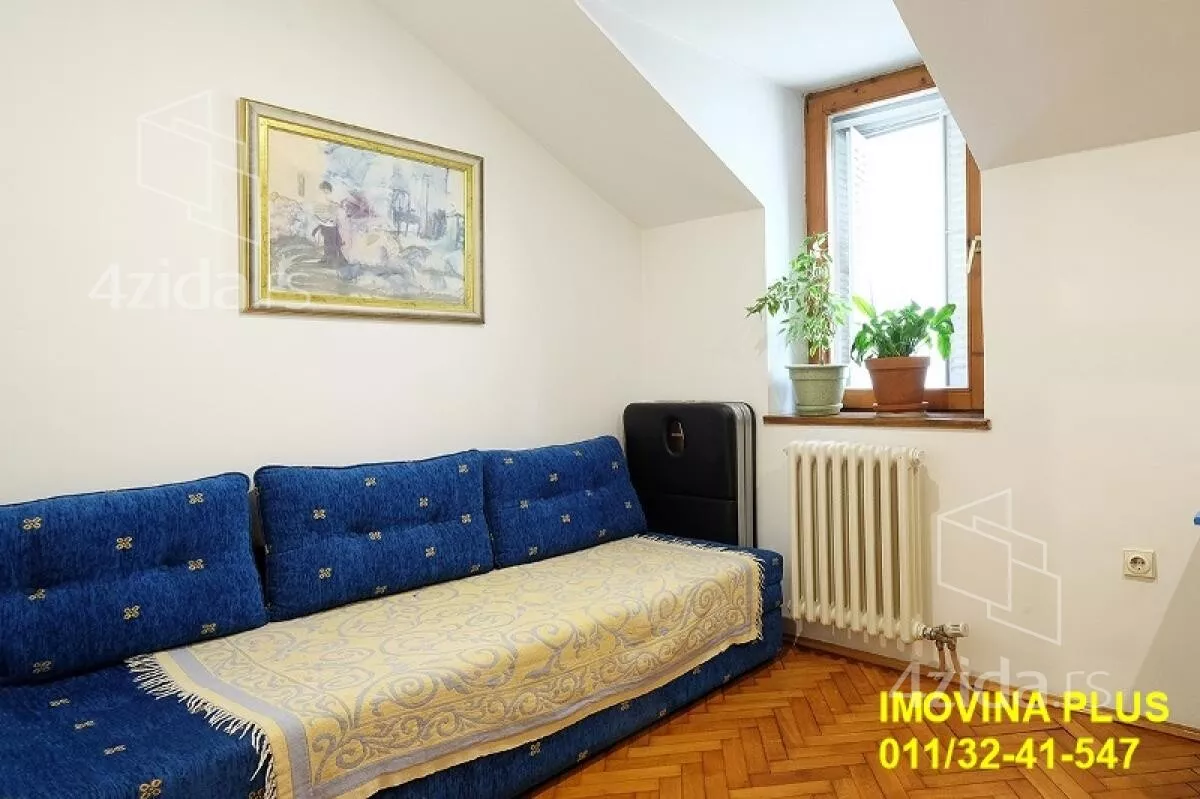 Šestosoban stan | 4zida