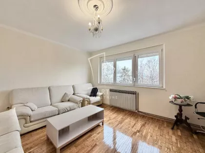 Braće Grim | 4zida.rs