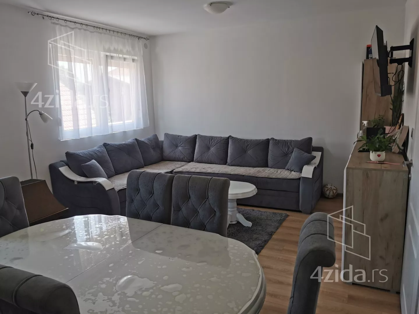 5-etažna kuća | 4zida