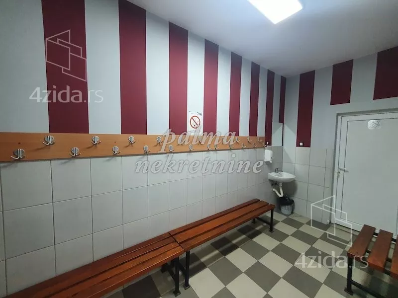 Lokal | 4zida