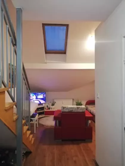 Luke Sučića 36 | 4zida.rs