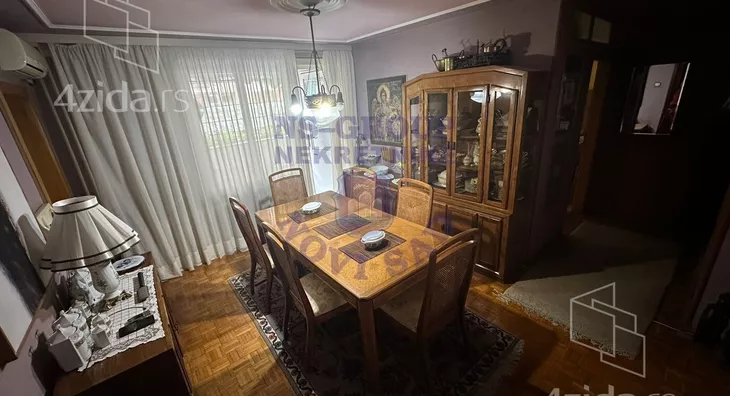 Petosoban stan | 4zida