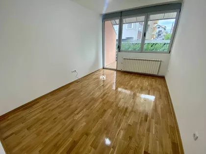 Veselina Masleše | 4zida.rs