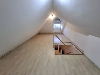 Ugrinovački Put | 4zida.rs