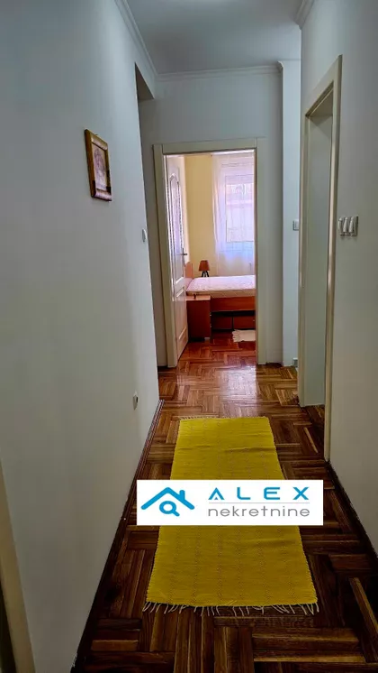 Janka Čmelika | 4zida.rs