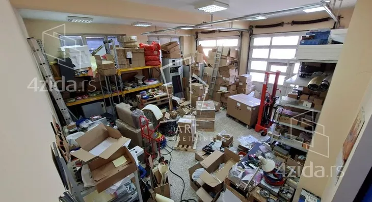 Poslovni prostor | 4zida